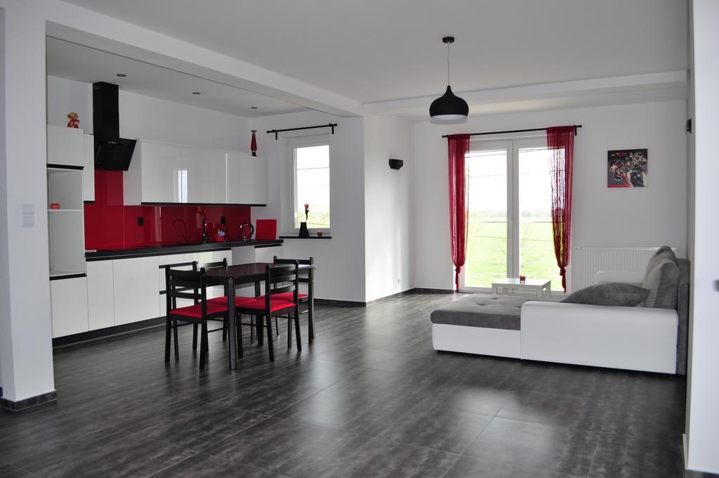 Apartament Scorpion Modlin Czosnów Extérieur photo