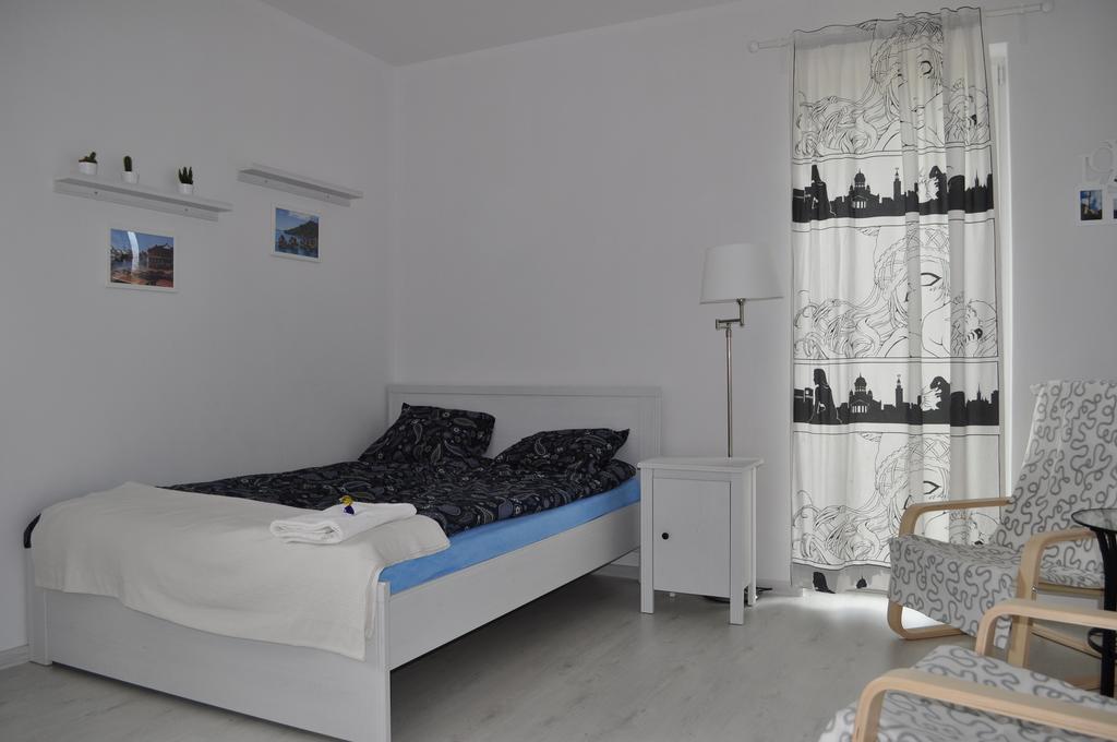 Apartament Scorpion Modlin Czosnów Extérieur photo