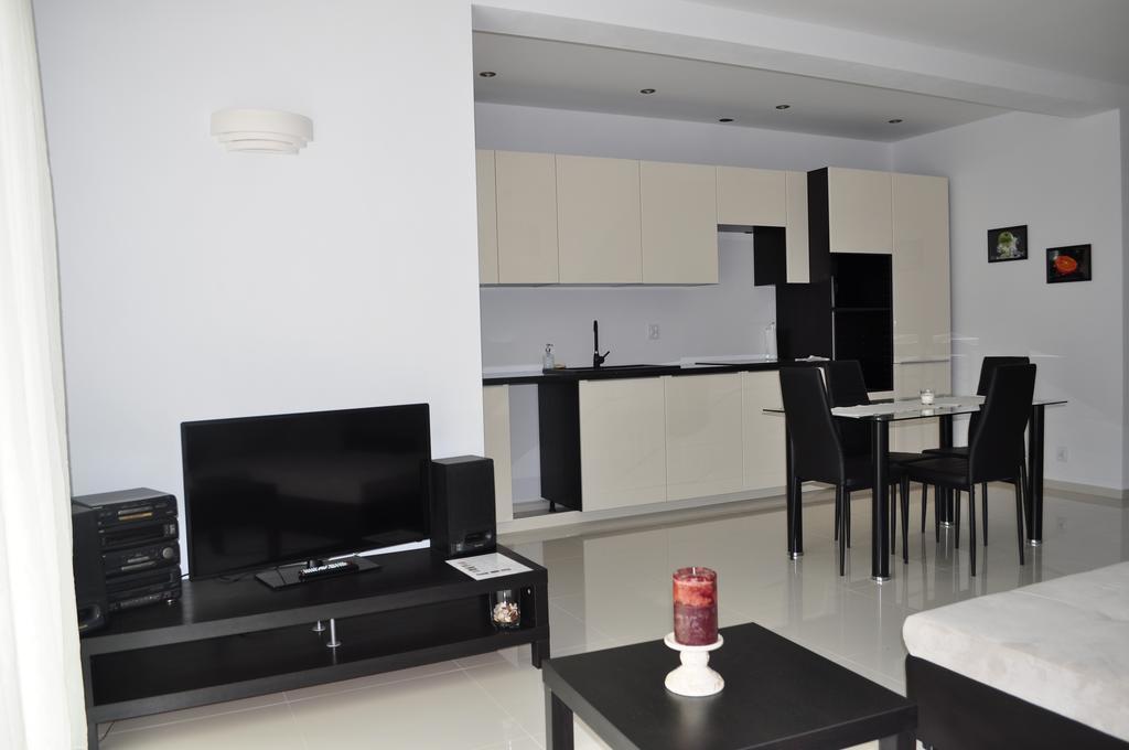 Apartament Scorpion Modlin Czosnów Extérieur photo