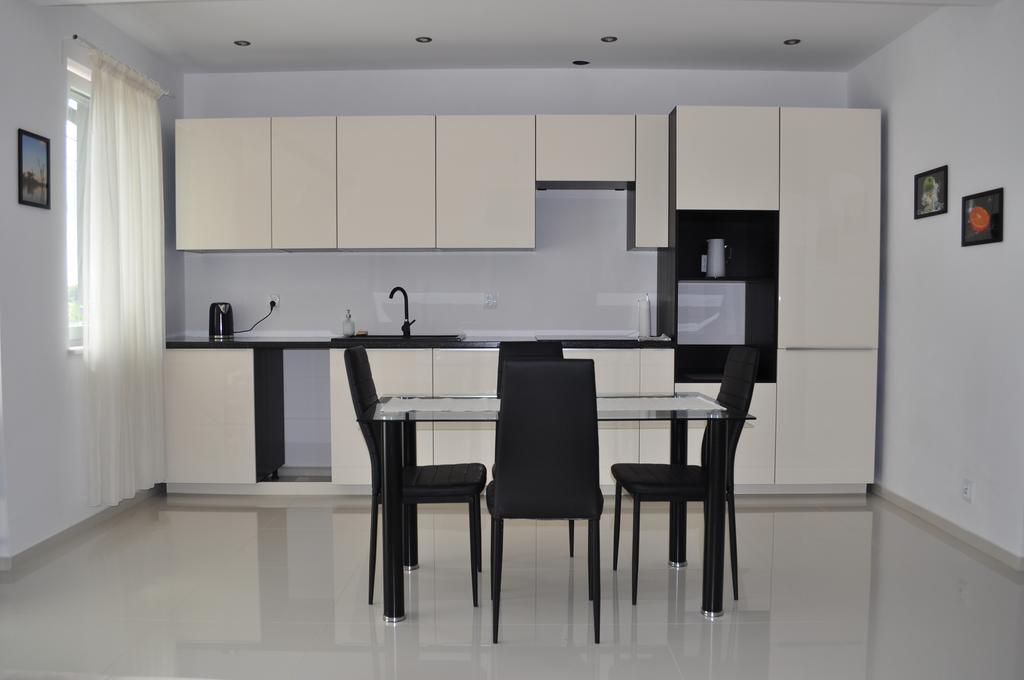 Apartament Scorpion Modlin Czosnów Extérieur photo
