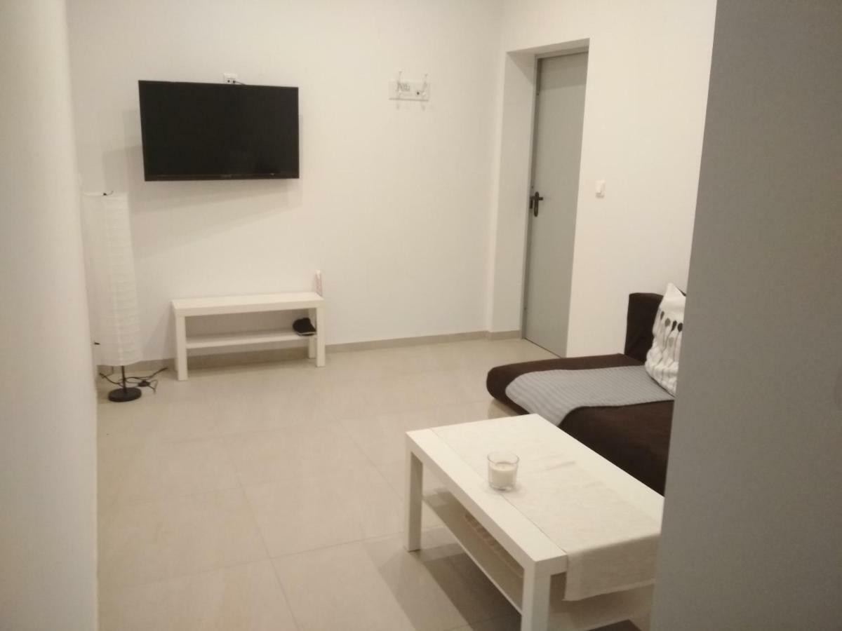 Apartament Scorpion Modlin Czosnów Extérieur photo