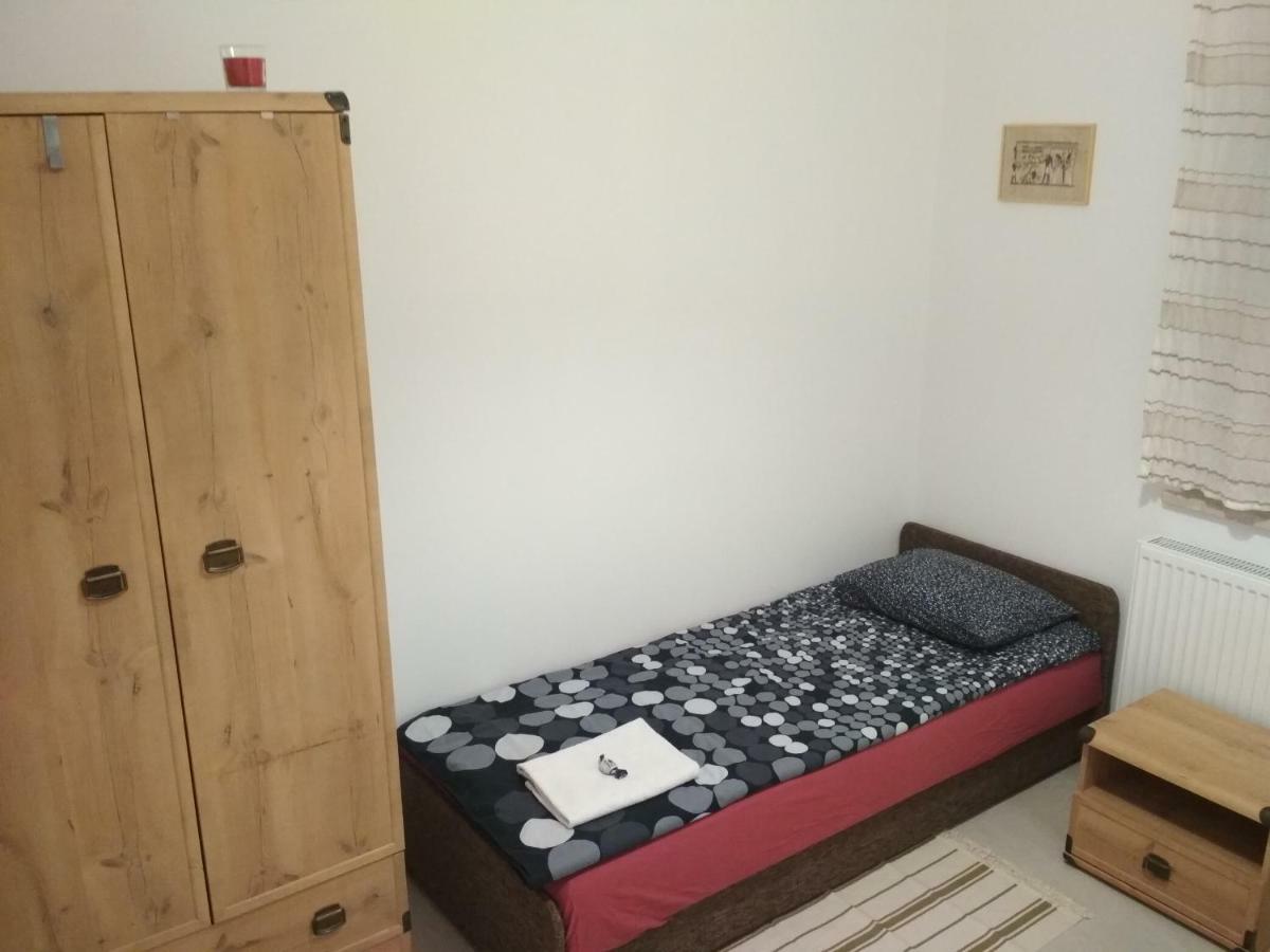 Apartament Scorpion Modlin Czosnów Extérieur photo
